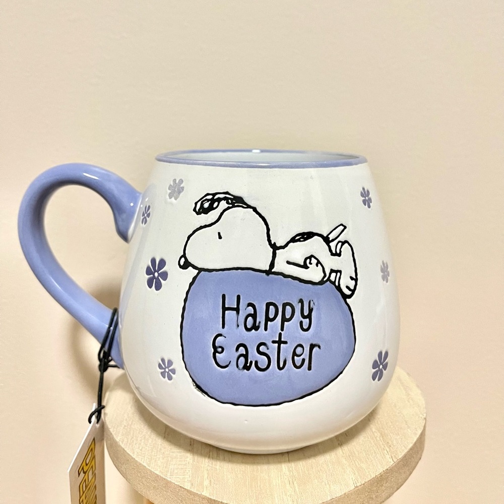 Peanuts : Easter Snoopy with Egg Purple and White Mug | NWT